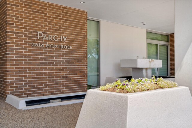 3614 Montrose Blvd Unit 704, Houston, TX 77006 - view of entrance to property