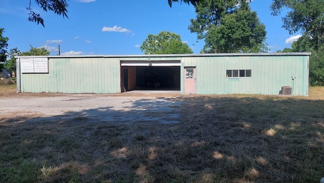 610 New York St, Navasota, TX 77868 - view of pole building