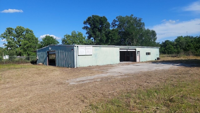 610 New York St, Navasota, TX 77868 - view of pole building