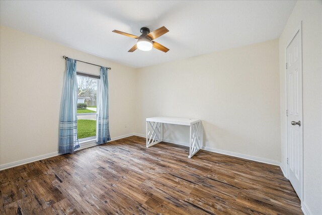 507 Williamsport St, League City, TX 77573 - empty room featuring wood finished floors, ceiling fan, and baseboards