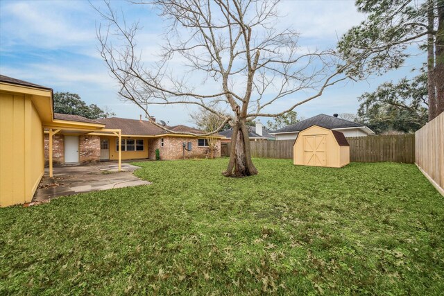 507 Williamsport St, League City, TX 77573 - view of yard featuring a patio