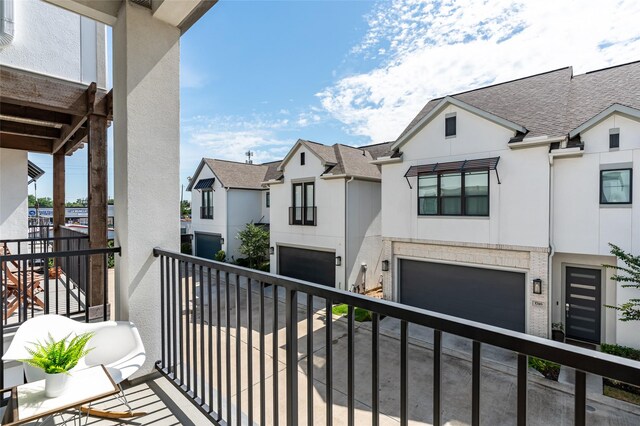 1747 Ojeman Spring Ln, Houston, TX 77055 - balcony featuring a residential view