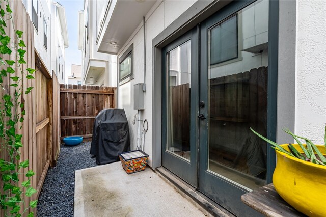 1747 Ojeman Spring Ln, Houston, TX 77055 - view of patio with a grill