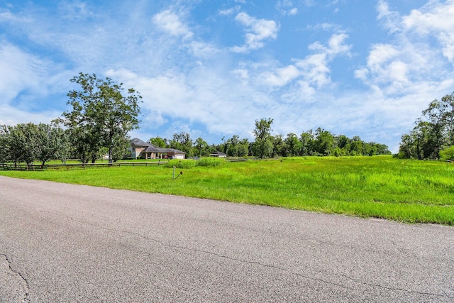 1215 China Grove Dr, Rosharon, TX 77583