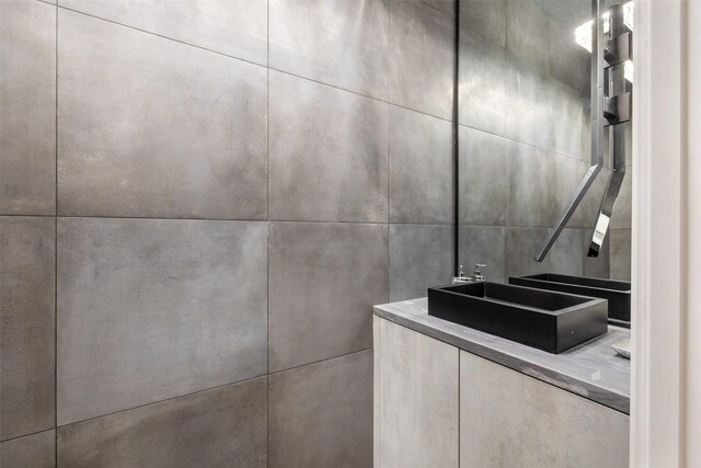 4521 San Felipe St Unit 1201, Houston, TX 77027 - view of bathroom