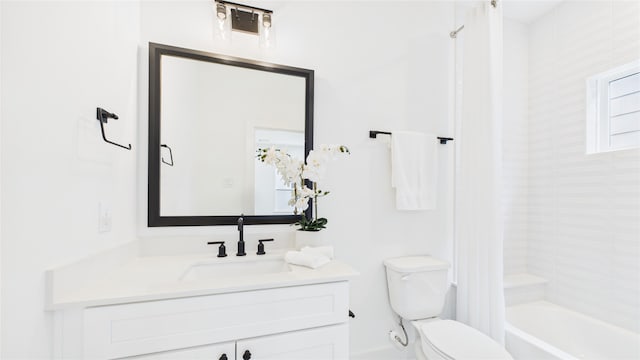 1637 Beall St, Houston, TX 77008 - bathroom with vanity and shower / washtub combination