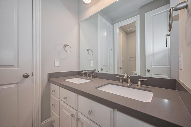 2206 Umber Oaks Ln, Brookshire, TX 77423 - full bathroom featuring double vanity