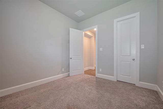2206 Umber Oaks Ln, Brookshire, TX 77423 - unfurnished bedroom with carpet, baseboards, and vaulted ceiling