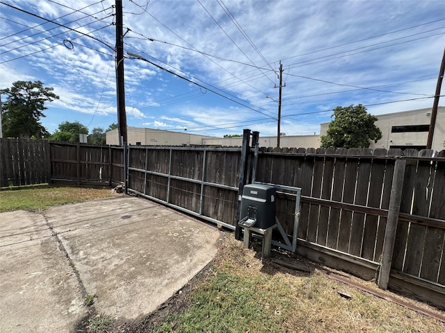 4302 Continental Dr, Houston, TX 77072 - view of fenced backyard