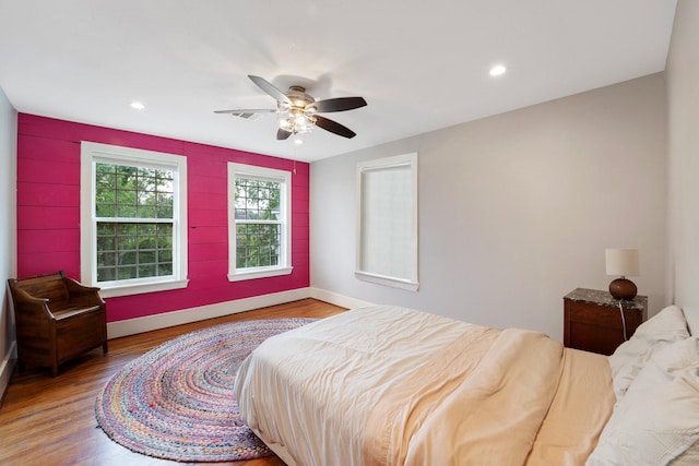 3222 Oakmont St, Houston, TX 77021 - bedroom with wood finished floors, recessed lighting, baseboards, and a ceiling fan
