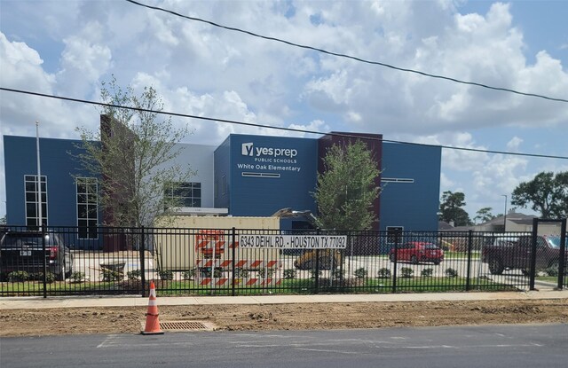 6401 Deihl Rd Unit 1403, Houston, TX 77092 - photo 13