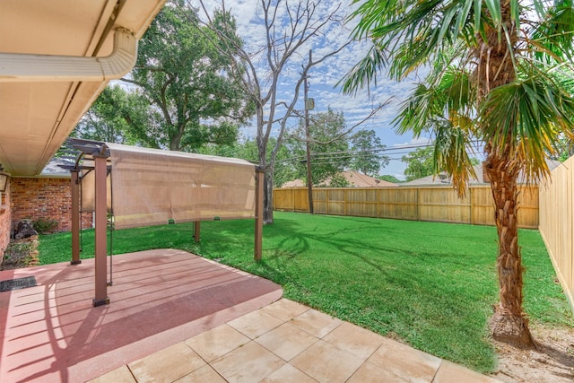 10411 Londonderry Dr, Houston, TX 77043 - view of yard with a patio