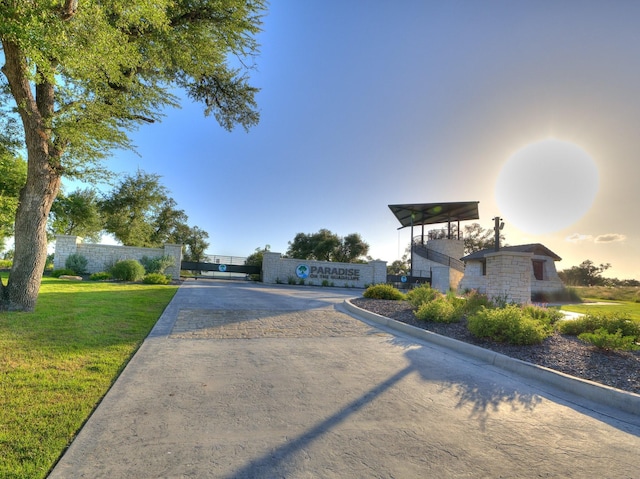 1609 Paradise Pkwy, Canyon Lake, TX 78133