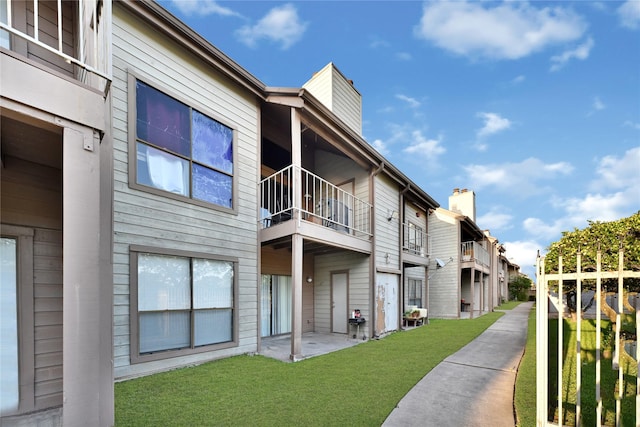 8385 Sands Point Dr Unit 5, Houston, TX 77036 - view of building exterior