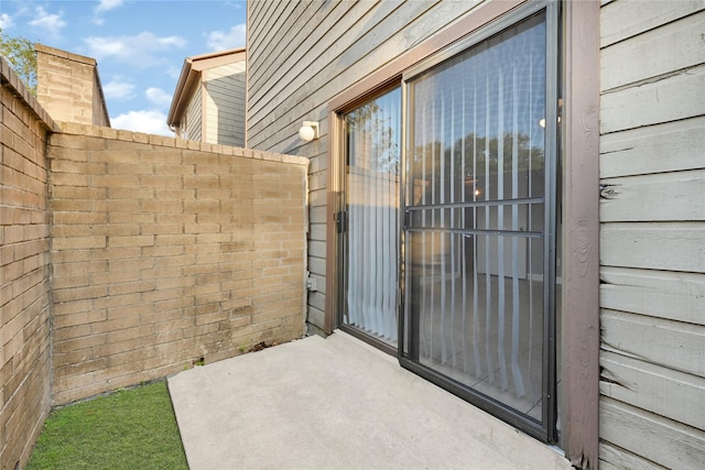 8385 Sands Point Dr Unit 5, Houston, TX 77036 - view of patio / terrace
