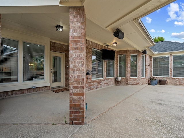 10218 Earlington Manor Dr, Spring, TX 77379 - view of patio / terrace