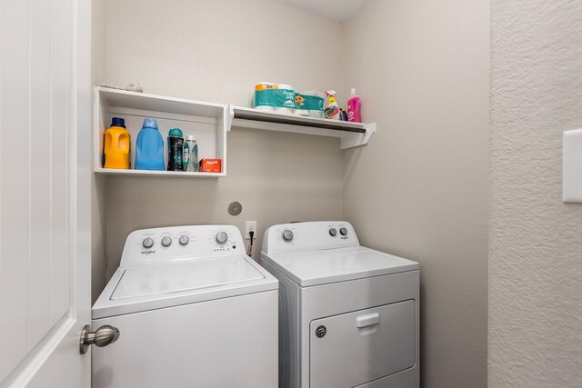 25131 Bells Canyon Dr, Porter, TX 77365 - laundry area with independent washer and dryer