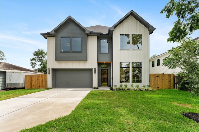 1741 Chippendale Rd, Houston, TX 77018 - view of front facade featuring an attached garage and concrete driveway