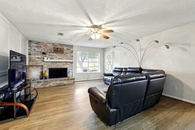 9810 Bayou Woods Dr, Baytown, TX 77521 - photo 8