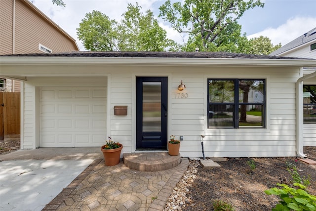 1730 Wakefield Dr, Houston, TX 77018 - entrance to property featuring concrete driveway and an attached garage