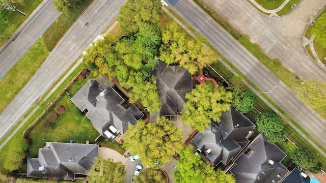 1542 Orchard Park Dr, Houston, TX 77077 - drone / aerial view