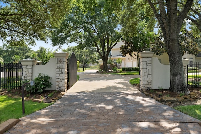 9611 Stonebridge Pl, Tomball, TX 77375 - view of gate