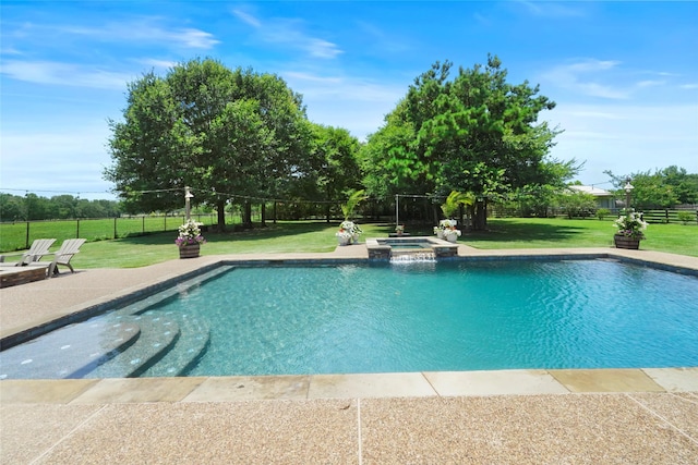 5112 E Settlers Bnd, Montgomery, TX 77316 - view of swimming pool with a pool with connected hot tub and a patio area