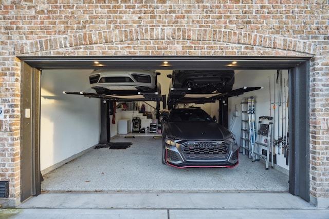 4019 Drummond St, Houston, TX 77025 - view of garage