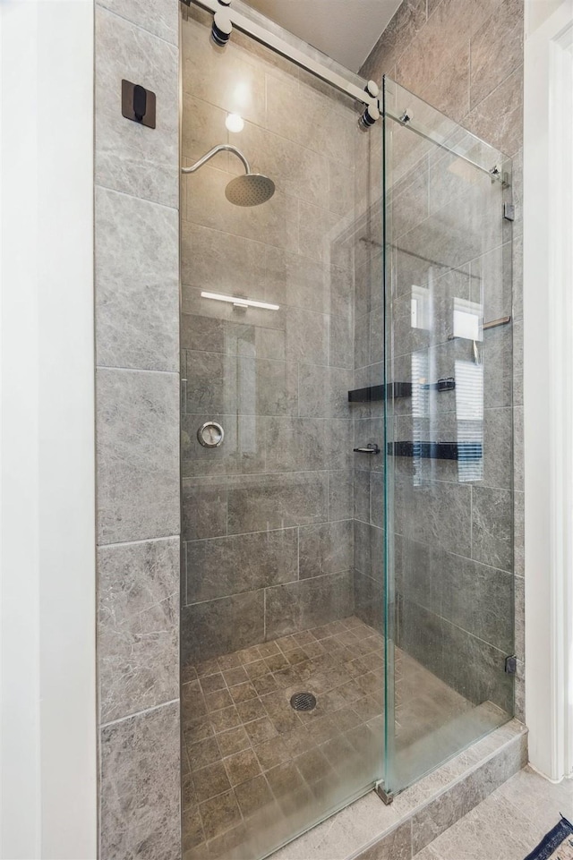 809 Burton Landing Ln, Houston, TX 77008 - full bath with a shower stall