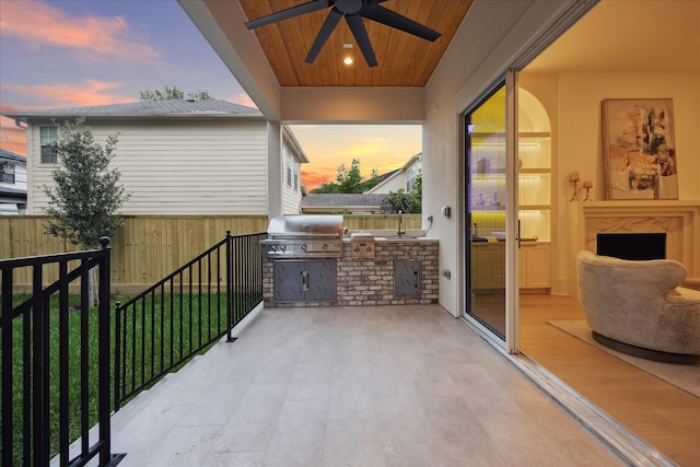 806 Holton St, Bellaire, TX 77401 - view of patio featuring a ceiling fan and a sink