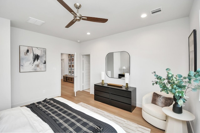 3002B Ventas Dr, Houston, TX 77047 - bedroom with light wood-type flooring, recessed lighting, ceiling fan, and baseboards