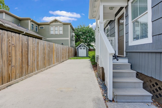 502 Enid St, Houston, TX 77009 - view of side of property