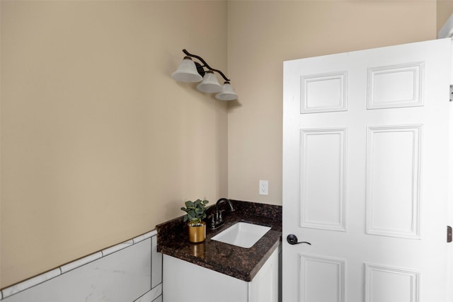 1509 Summer St, Houston, TX 77007 - bathroom with vanity