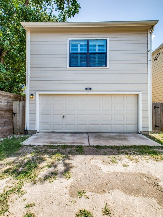 221 W 25th St Unit A, Houston, TX 77008 - view of garage