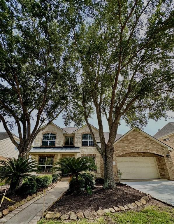 11608 Summer Moon Dr, Pearland, TX 77584 - photo 2