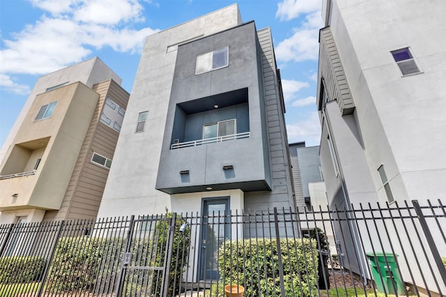 1604 Bastrop St, Houston, TX 77003 - view of building exterior