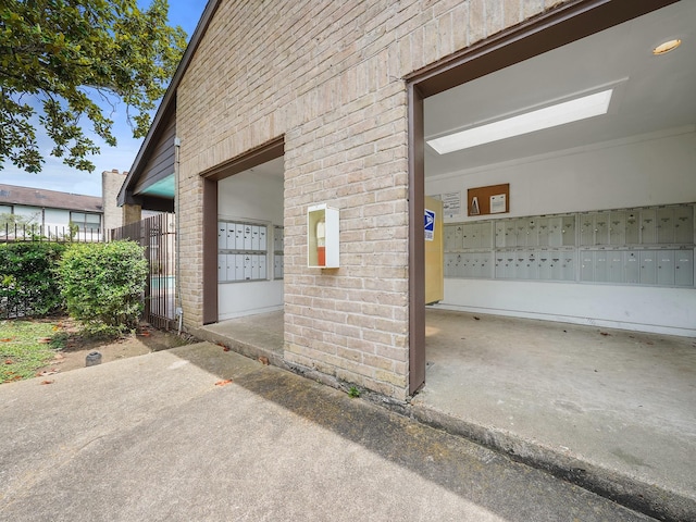 6633 W Airport Blvd Unit 1106, Houston, TX 77035 - view of garage