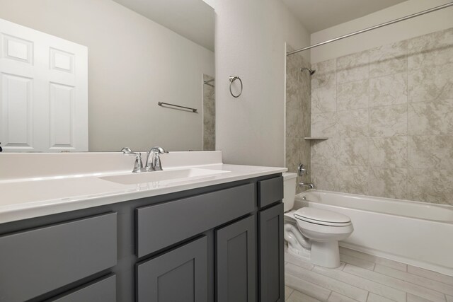 269 Bay Oaks Dr, La Porte, TX 77571 - full bath featuring vanity, toilet, and washtub / shower combination