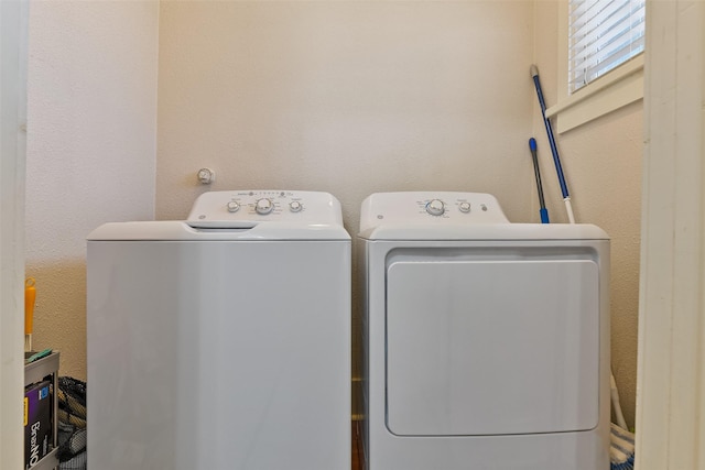 1809 31st St, Galveston, TX 77550 - laundry room with washer and clothes dryer