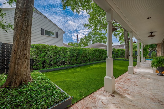 14827 River Forest Dr, Houston, TX 77079 - view of yard
