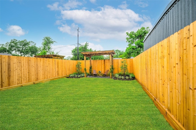 407 Sikes St, Houston, TX 77018 - view of fenced backyard