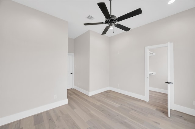 407 Sikes St, Houston, TX 77018 - empty room with light wood finished floors, a ceiling fan, and recessed lighting