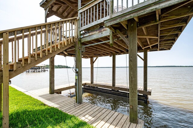 3623 Shore Shadows Dr, Crosby, TX 77532 - dock featuring boat lift and a water view