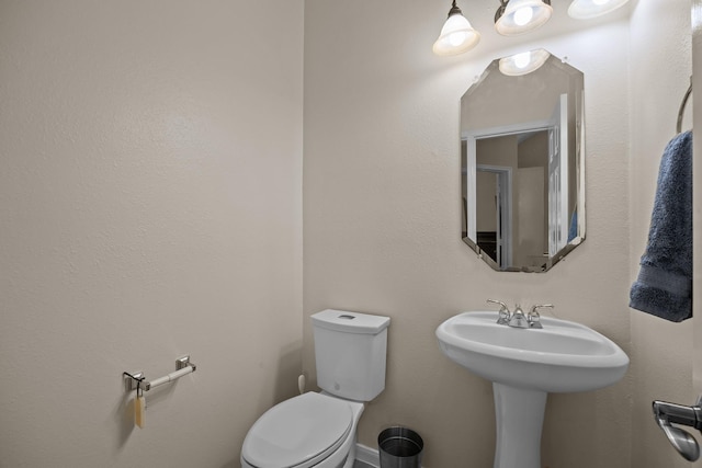 2615 Crystal Falls Dr, Pearland, TX 77584 - half bath with toilet