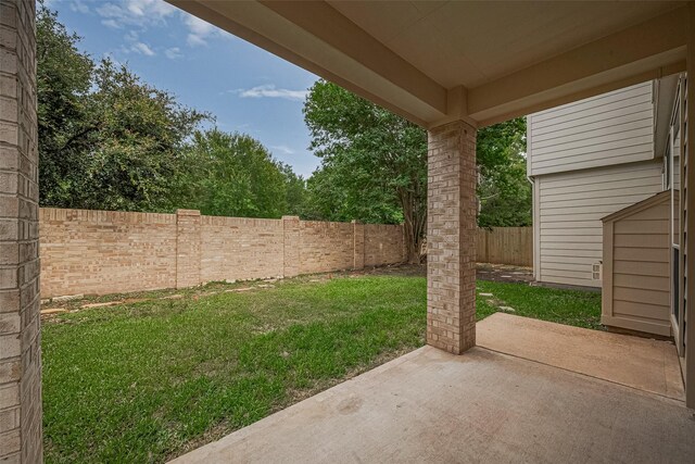 2938 Intrepid Elm St, Houston, TX 77084 - view of yard featuring a patio area