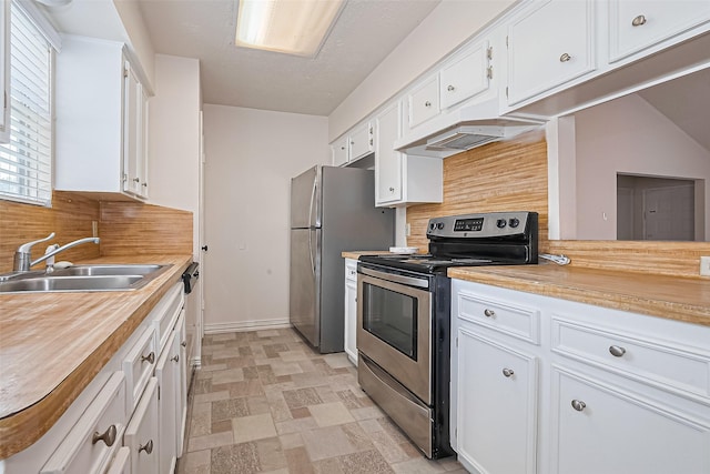 13207 Robinglen Dr, Houston, TX 77083 - kitchen with stainless steel appliances, a sink, white cabinetry, backsplash, and under cabinet range hood