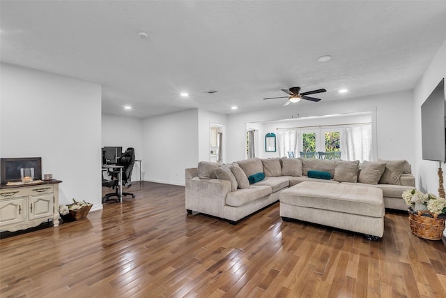 1710 Hill Top Ln, Houston, TX 77339 - living area with wood finished floors, a desk, recessed lighting, and a ceiling fan