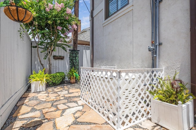 1216 Potomac Dr, Houston, TX 77057 - view of patio / terrace