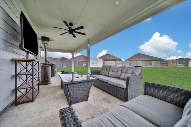 5003 Stratton Ln, Rosharon, TX 77583 - view of patio with outdoor lounge area, a ceiling fan, and a residential view