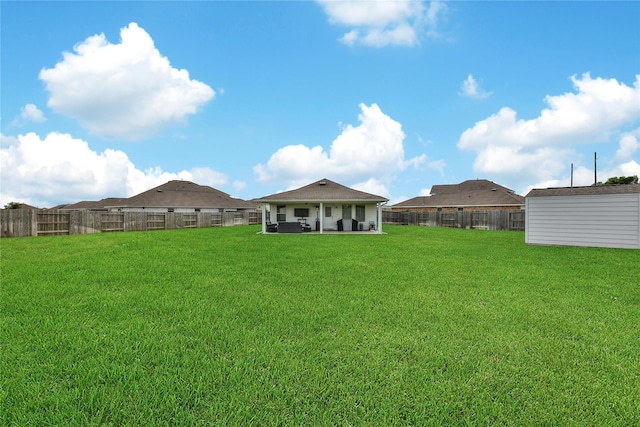 5003 Stratton Ln, Rosharon, TX 77583 - view of yard with a patio